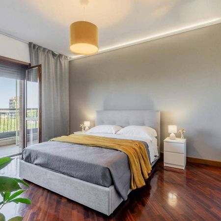 Luxury Boutique Apartment Фьюмичино Экстерьер фото