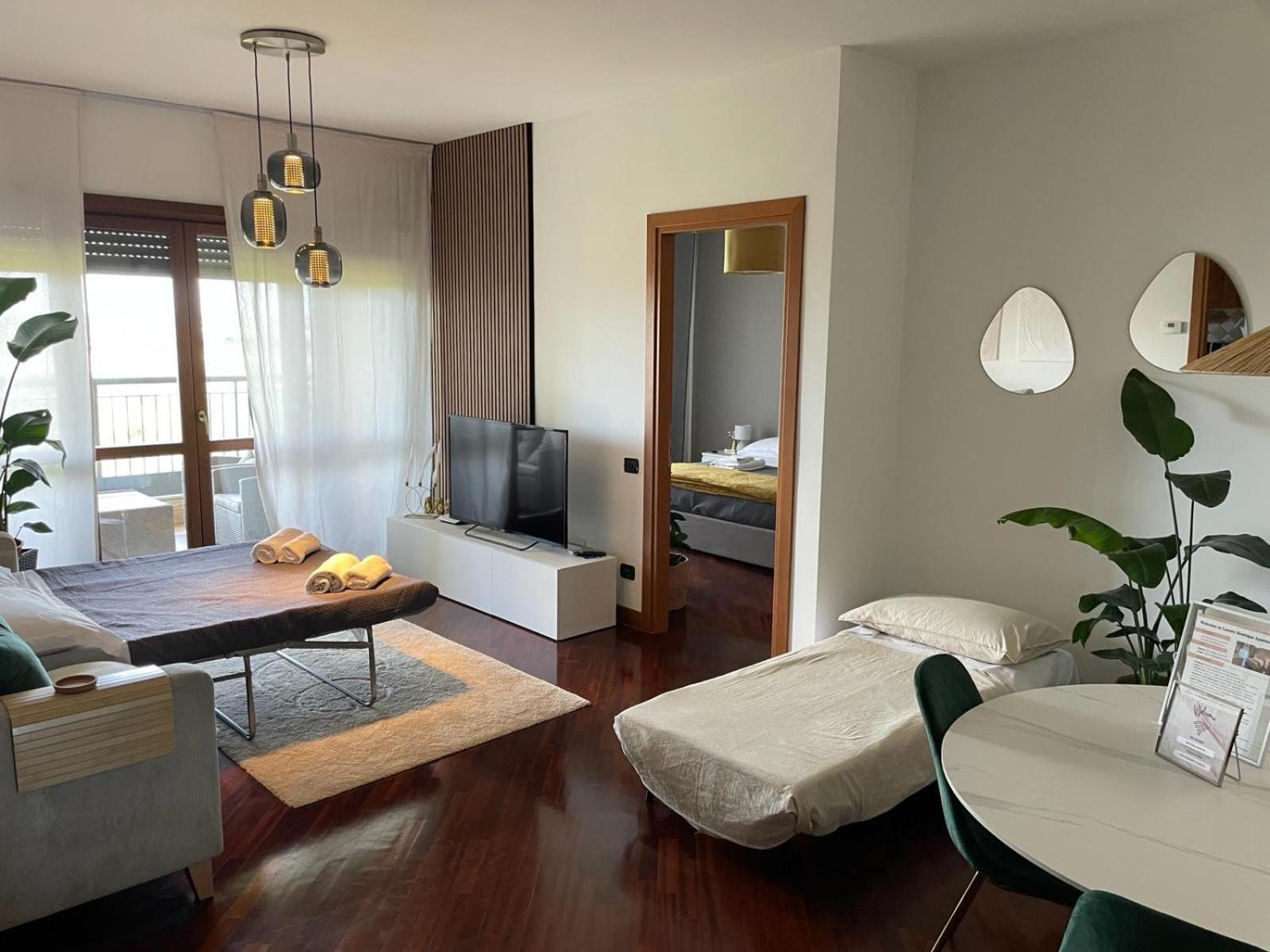 Luxury Boutique Apartment Фьюмичино Экстерьер фото