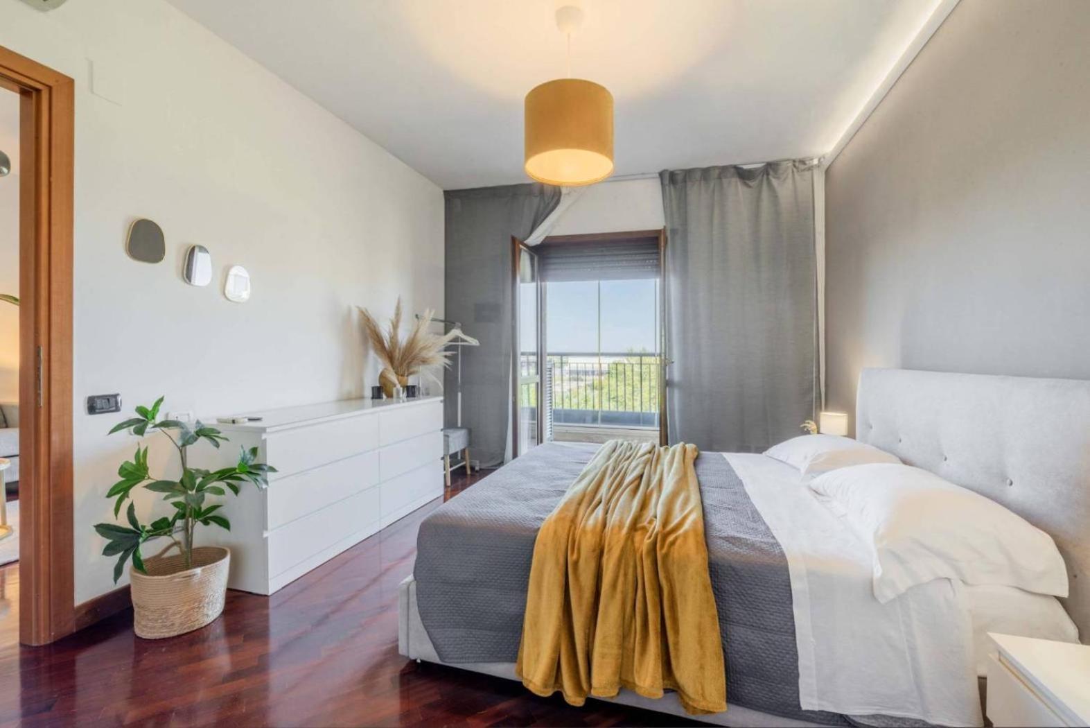 Luxury Boutique Apartment Фьюмичино Экстерьер фото